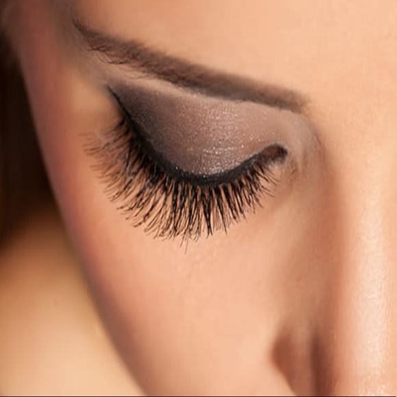 💕 2/$20 - UD Urban Lash 2x Pairs - BNIB - Picture 6 of 9